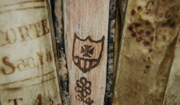 BIBLIOTECAS Y LIBRO ANTIGUO